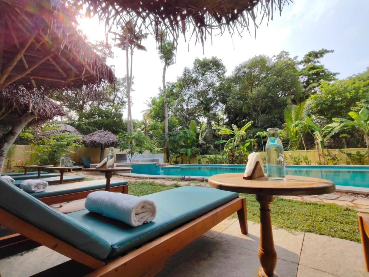 Marari Beach Bungalow Resort Alleppey Mararikulam Eksteriør bilde
